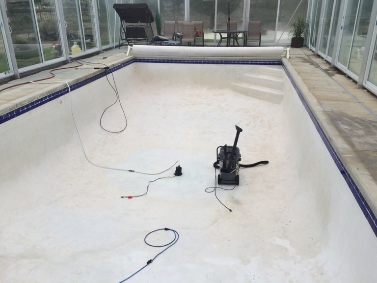 replastering pool cost