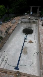 roll-on-pool-plaster-diy-2